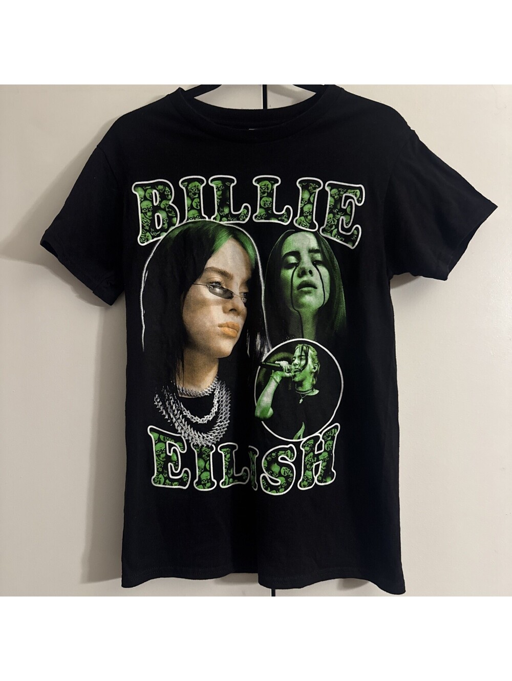 Billie Eilish Black T-Shirt Green Graffiti Face Print Concert Merch Size Small